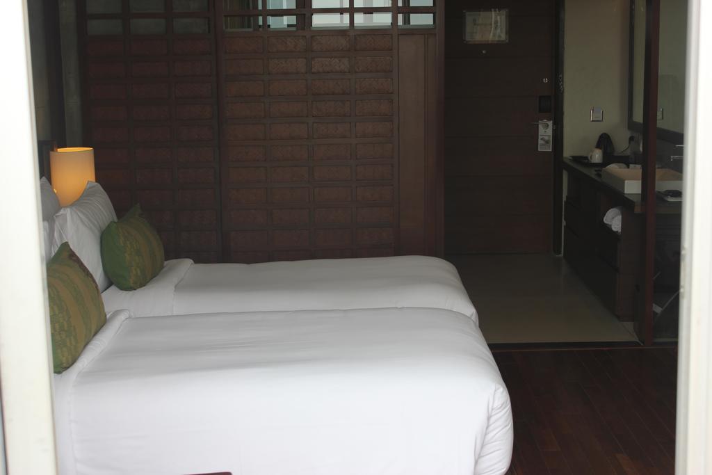 Holiday Inn & Suites Bengaluru Whitefield Bagian luar foto