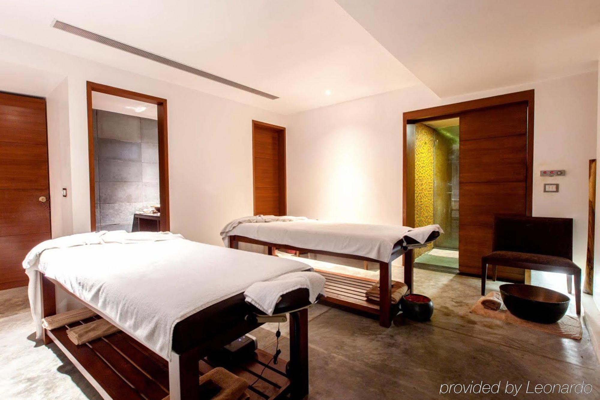Holiday Inn & Suites Bengaluru Whitefield Bagian luar foto